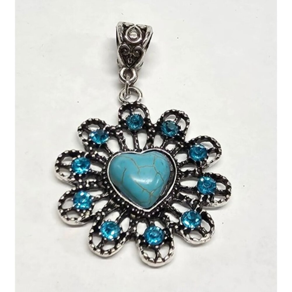 New Faux Turquoise Heart Pendant Necklace Silver-Tone Filigree‎ Blue Rhinestones
